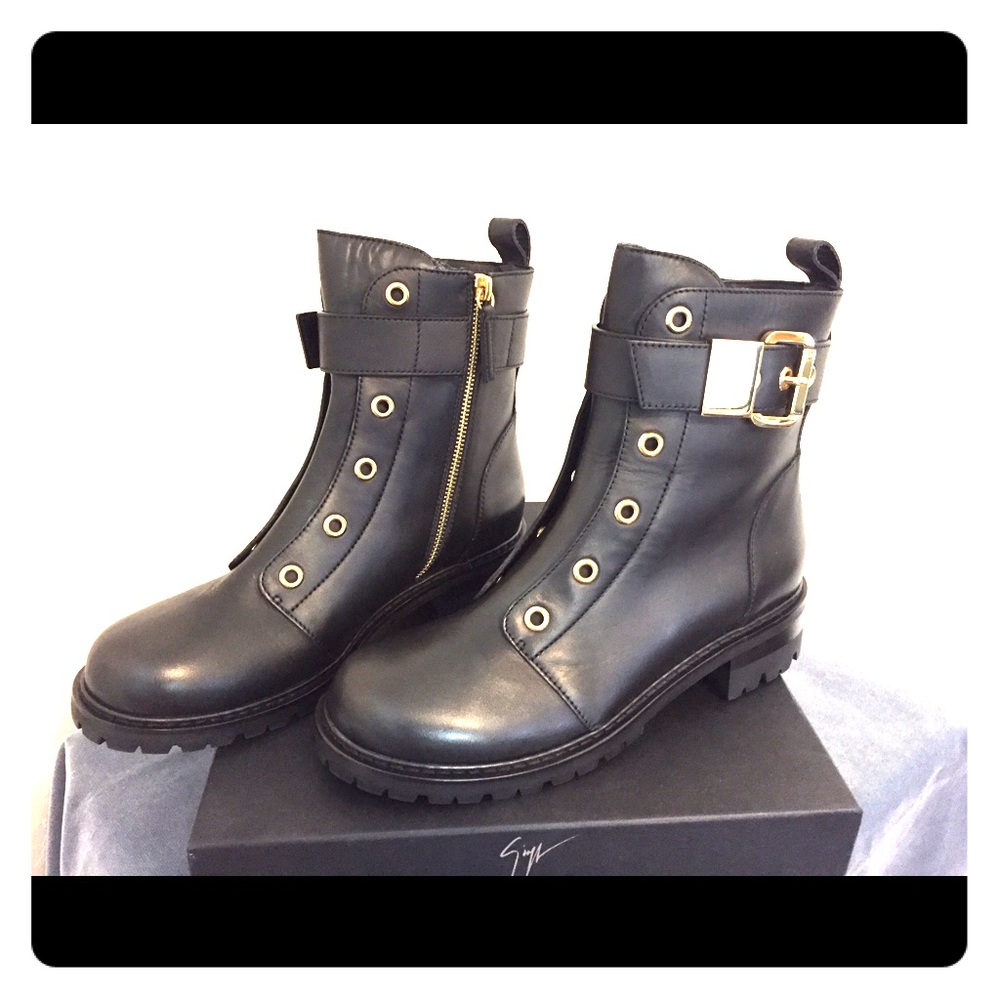 NEW Giuseppe Zanotti Combat Boots