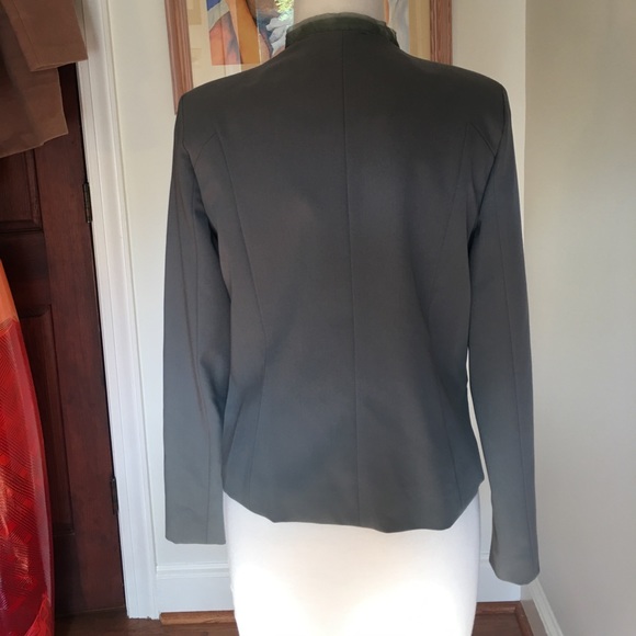 Jacket - Picture 2 of 3