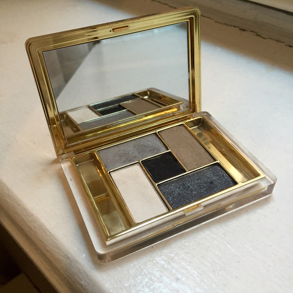 Estée Lauder smokey eyeshadow palette