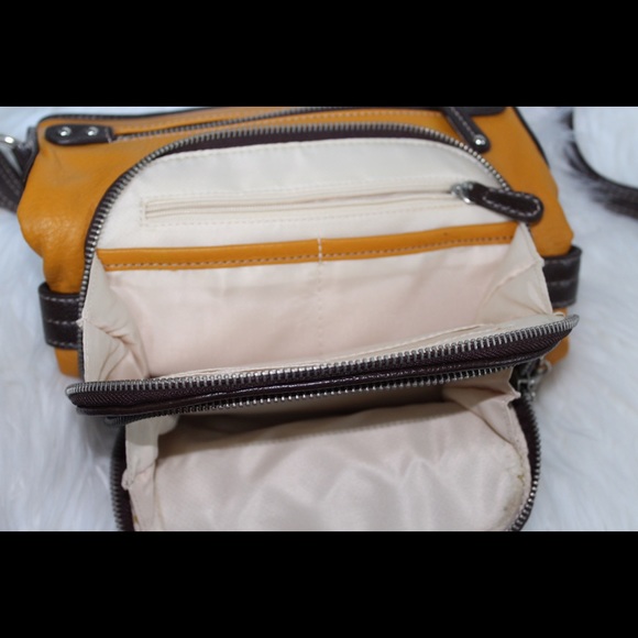 victoria roberts yellow cross body bag - Picture 3 of 3