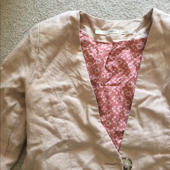 Tan blazer - Picture 3 of 3