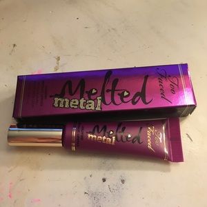 Too Faced Melted Metal lipstick