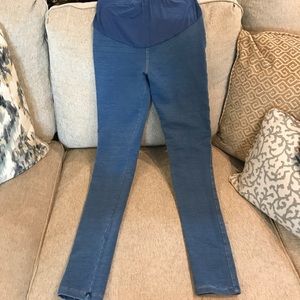 Maternity skinny jeggings