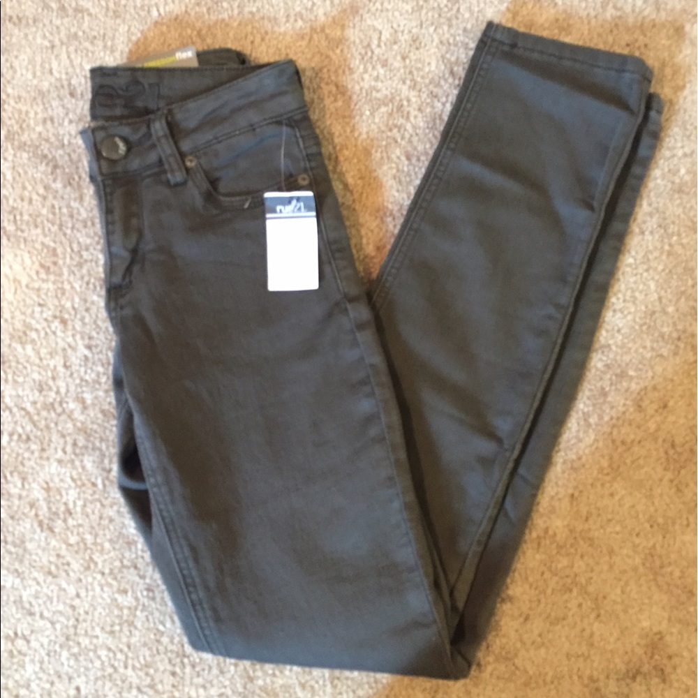 Women’s skinny jeans