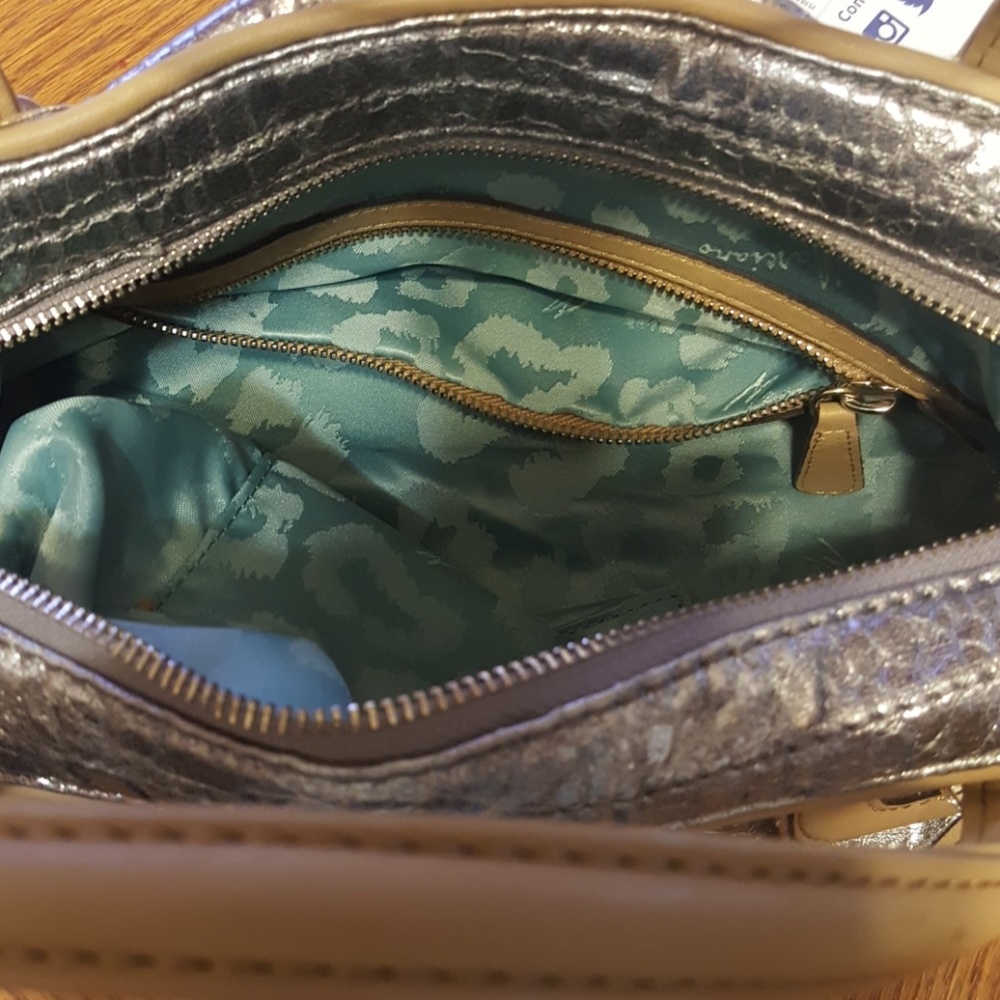 Purse - Picture 4 of 4