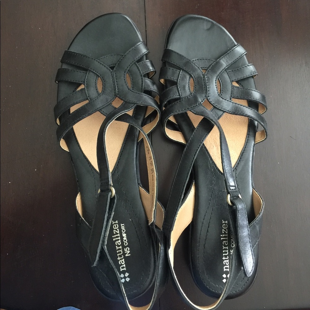 NEW Naturalizer NARROW WIDTH N5 Comfort sandals