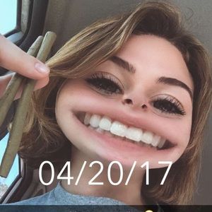 Meet your Posher, Taylor