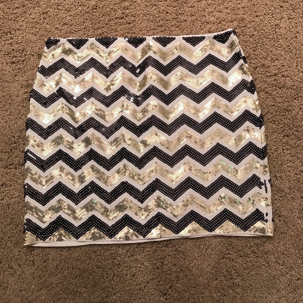 Sparkle, chevron patterned skirt