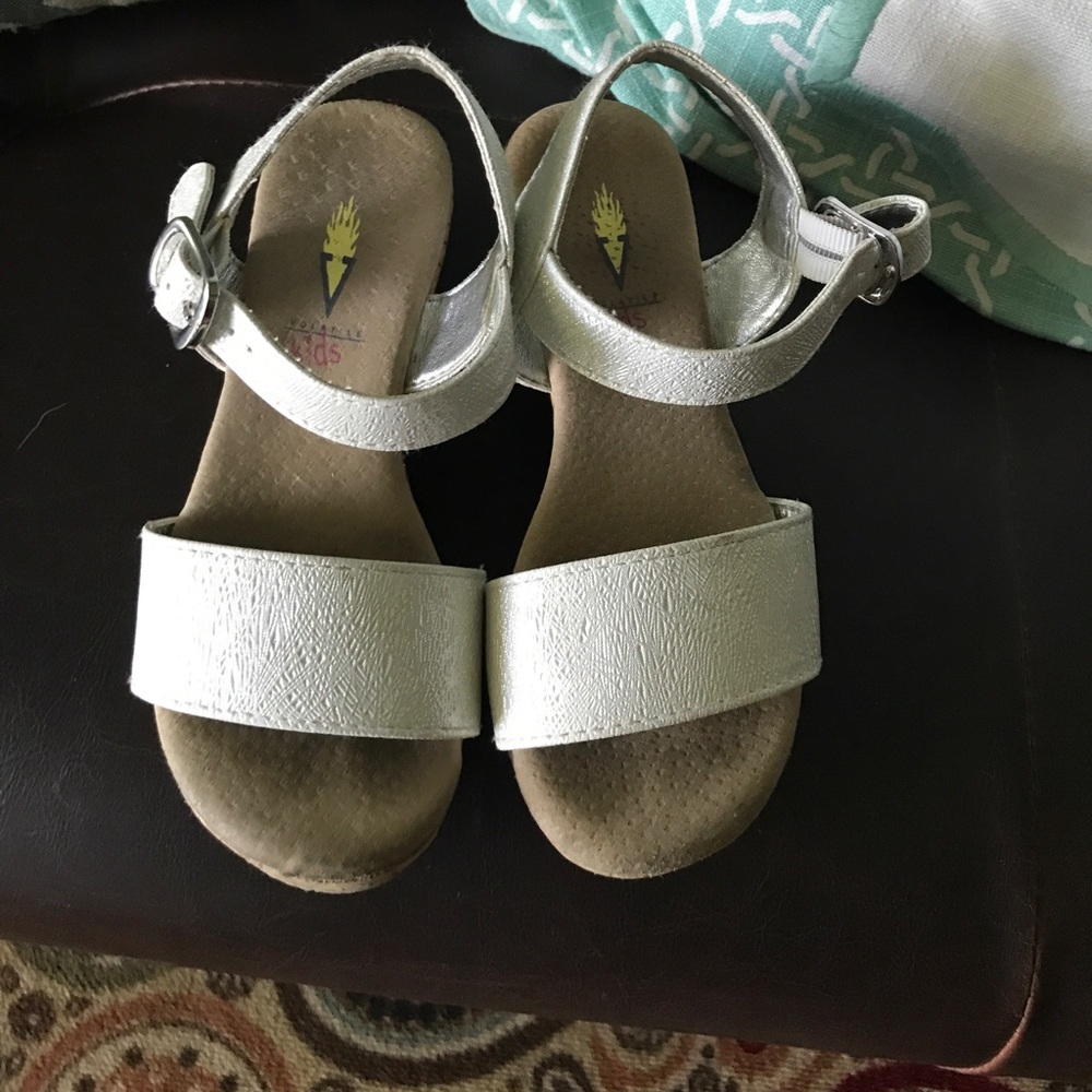 Girl shoes