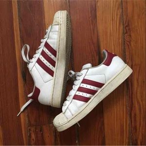 ADIDAS SUPERSTAR • BURGUNDY!