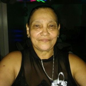 Meet your Posher, Gloria