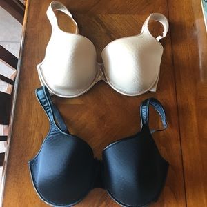 Lot of 2 Soma bras