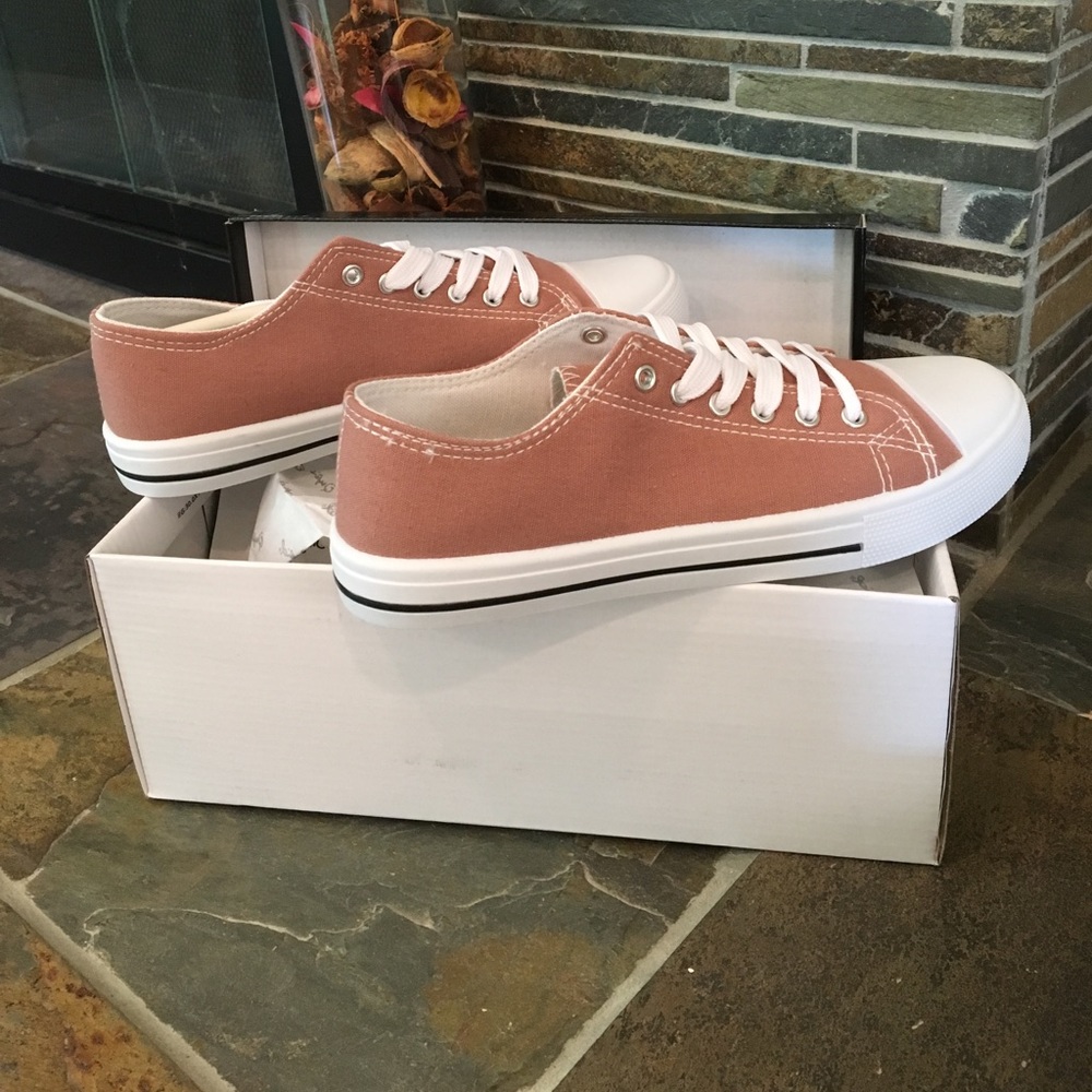 Mauve Canvas Tie Up Sneakers - Picture 3 of 4