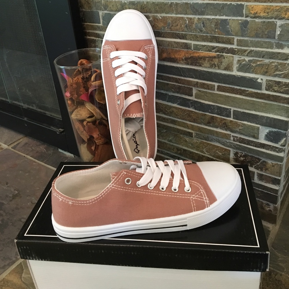 Mauve Canvas Tie Up Sneakers - Picture 4 of 4