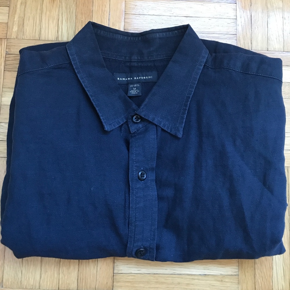 Banana Republic | Navy Linen Button-Down