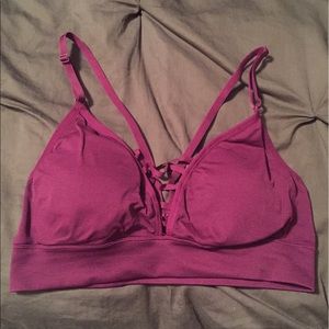 Victoria Sport strappy sports bra