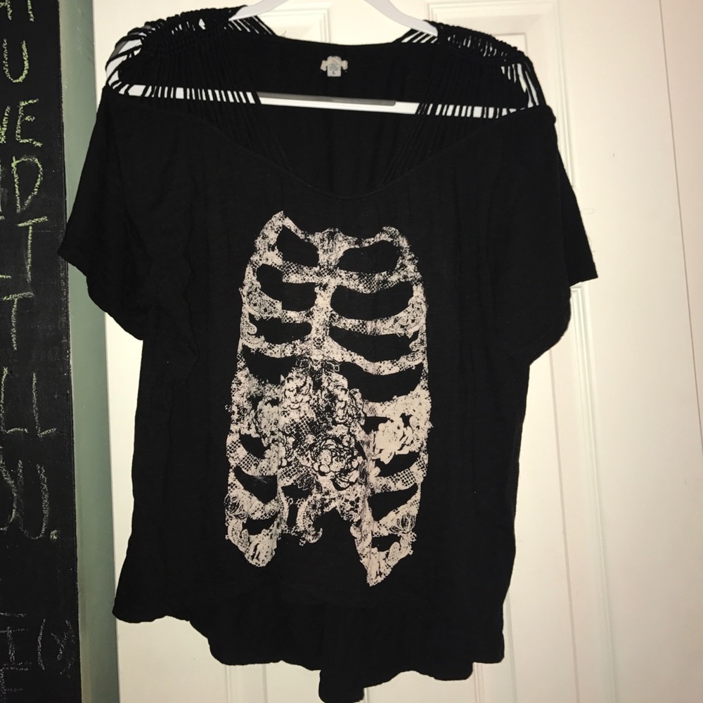 ECOTE ribcage tee size LARGE