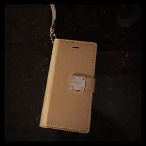 iPhone Wristlet
