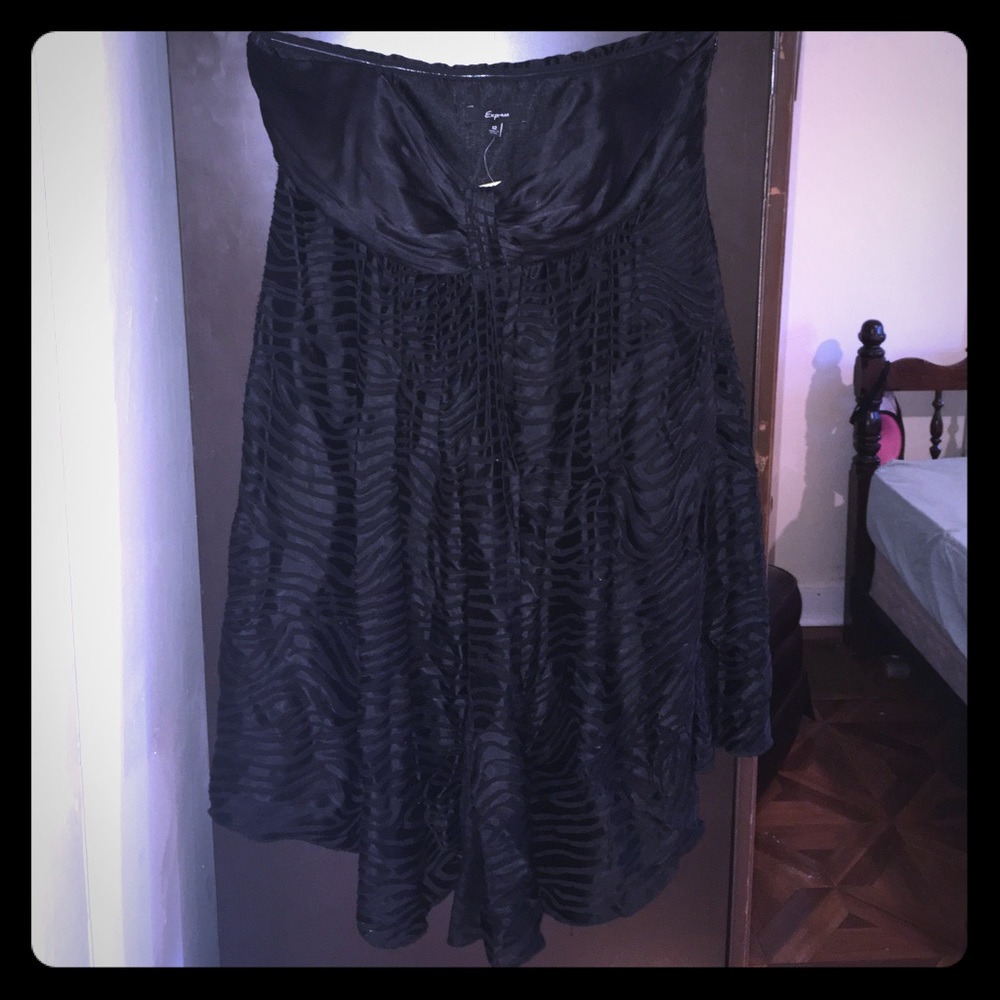 NWT Express LBD - Picture 4 of 4