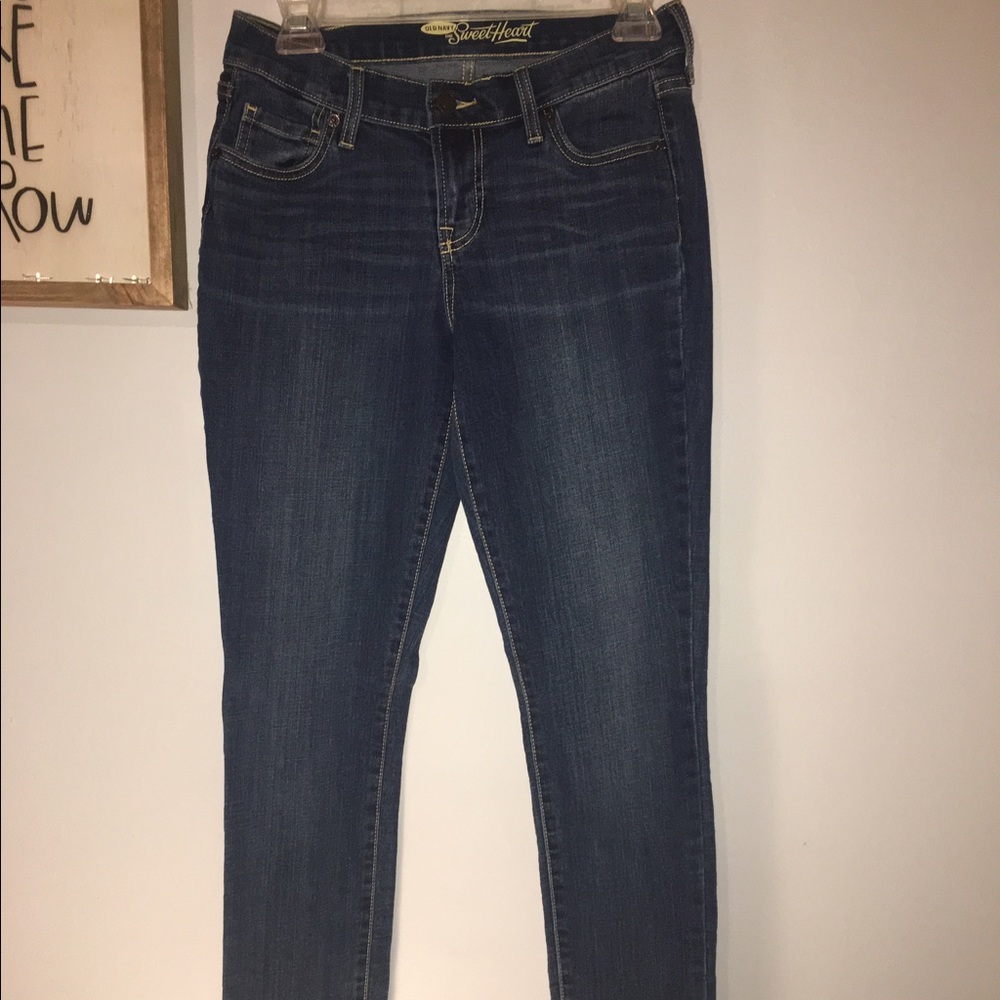 Regular sized dark jeans