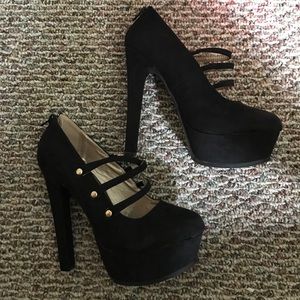 Black 6 inch high heels