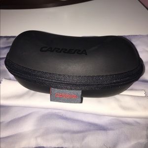 Carrera Case