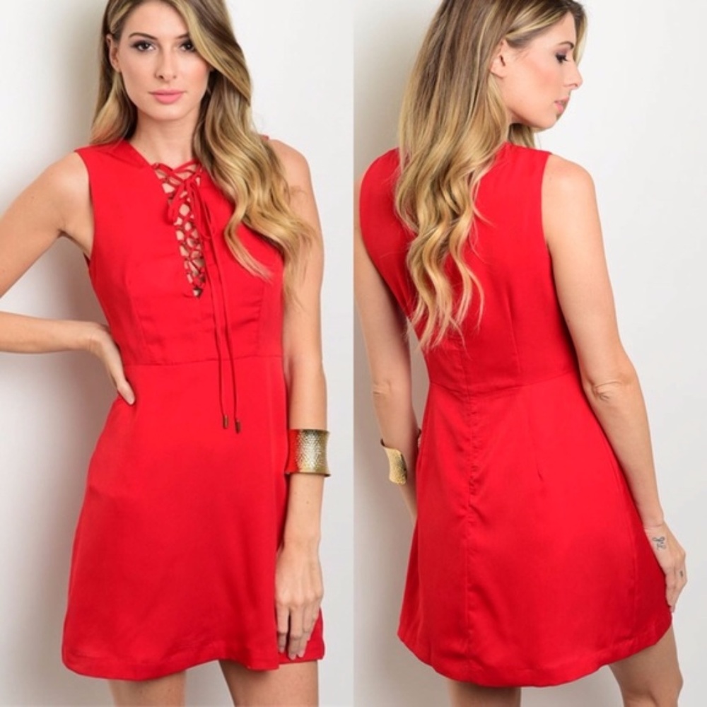 🎉HP🎉Red Lace Up V neck Holiday Dress