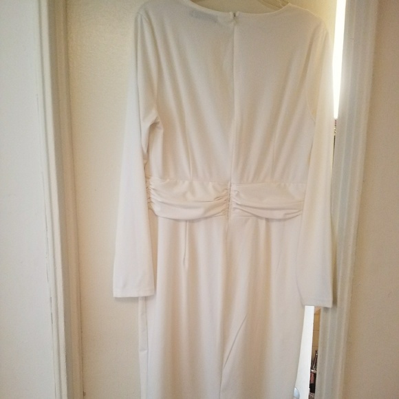 LONG SLEEVE DRESS - Picture 2 of 5