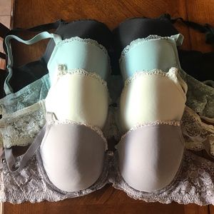 Lot of 4 Victoria's Secret Dream Angels Demi bras