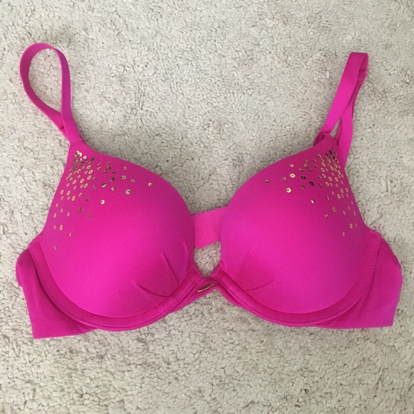 NEW VICTORIA'S SECRET BRAS (34A + 34B) - Picture 2 of 6
