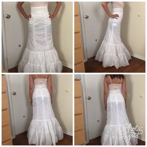 Under garment for wedding dress