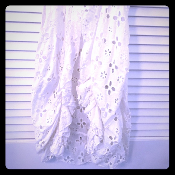 White lace vest - Picture 1 of 4