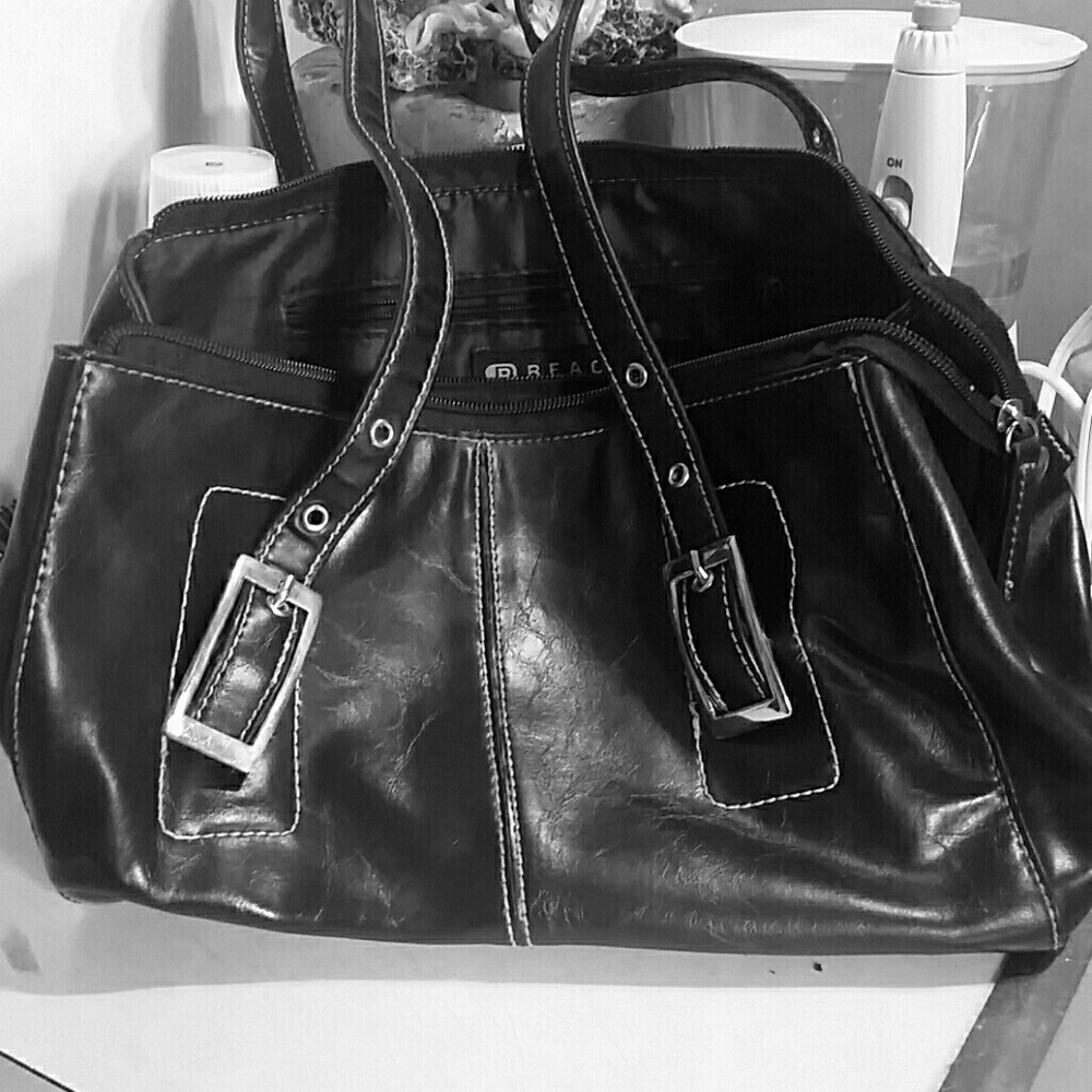 Reaction Shoulder 7Handbag