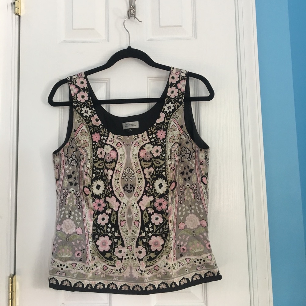 Women's patterned tank top blouse