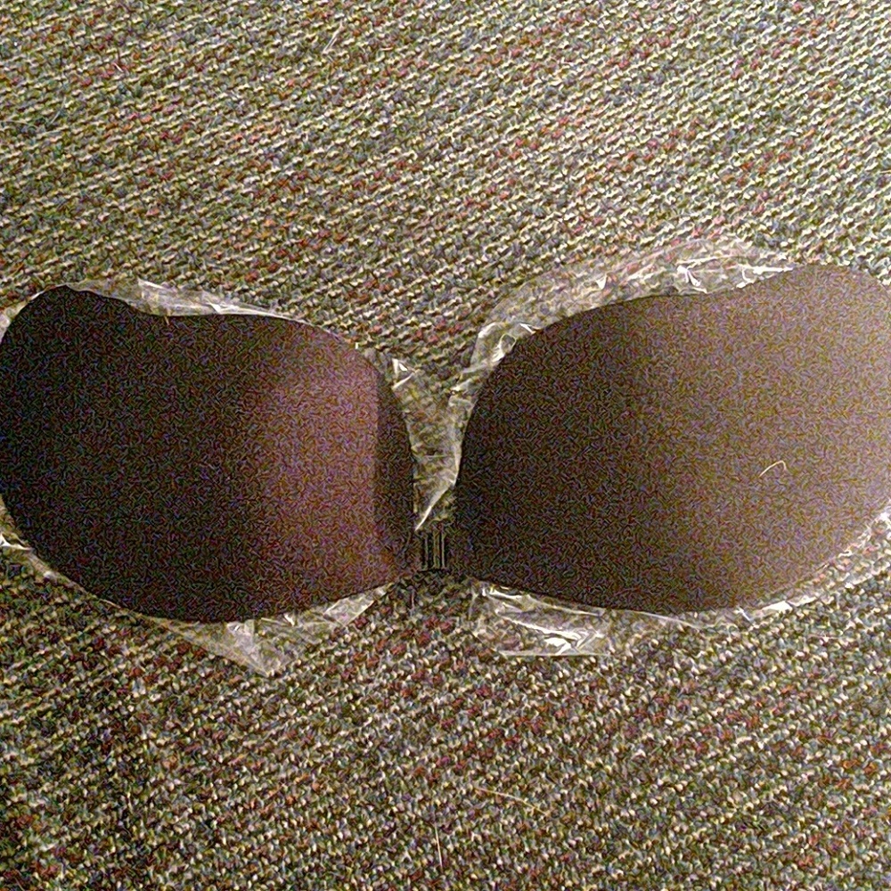 Strapless bra