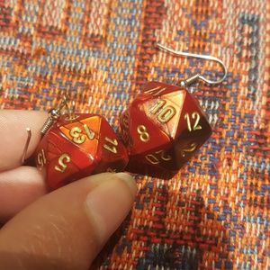 Useable D20 Earrings