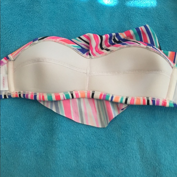 Target bathing suit top - Picture 2 of 3