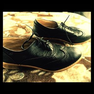 Oxford shoes size 9 brand new