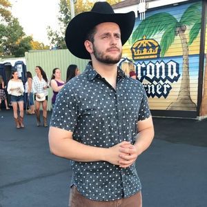 Meet your Posher, Alex