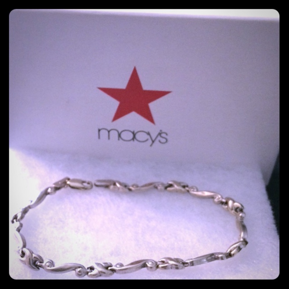 100 % authentic 10k white gold