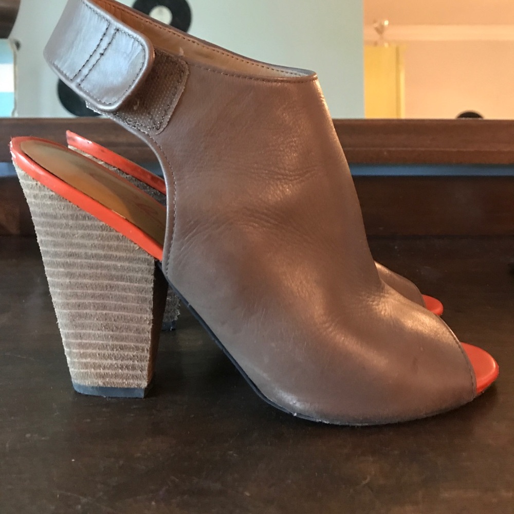 leather stacked heel shoes!