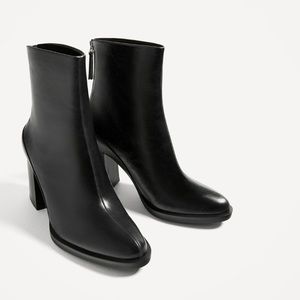 Zara black leather ankle boot bootie