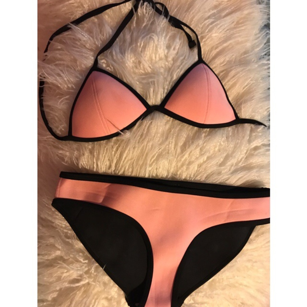 TRIANGL BIKINI