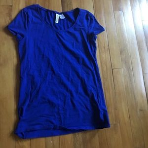 Scoop neck t shirt
