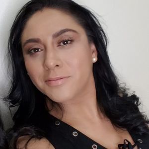 Meet your Posher, Anais