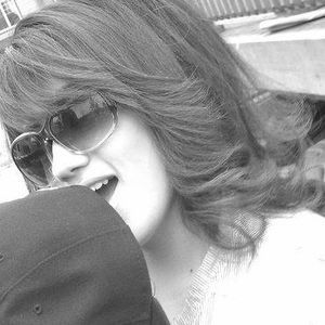 Meet your Posher, Raquel