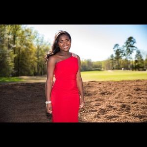 Meet your Posher, Camille