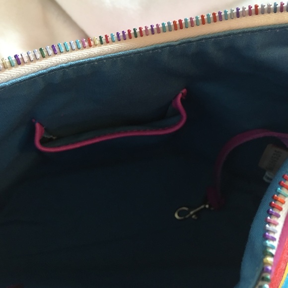 Dooney & Bourke Purse - Picture 3 of 8