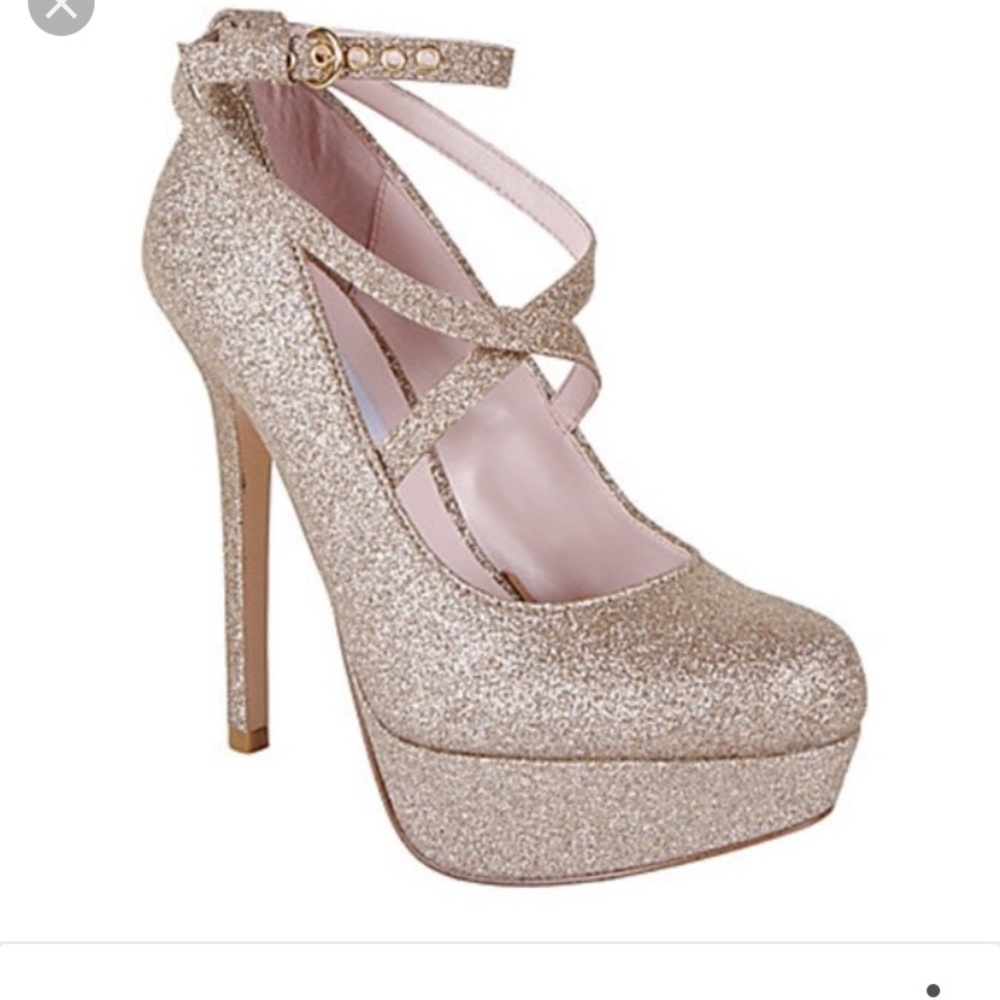 Must Sell - Steve Madden Glitter Pumps - Burlesk