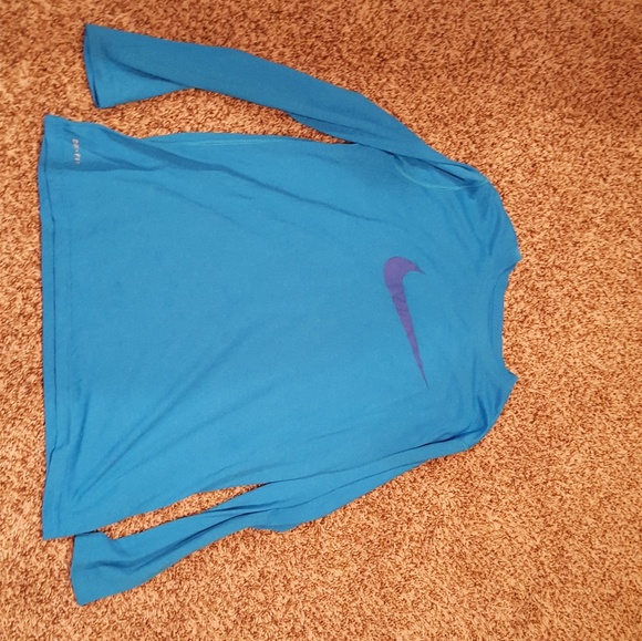 Long Sleeve Dri fit - Picture 1 of 2